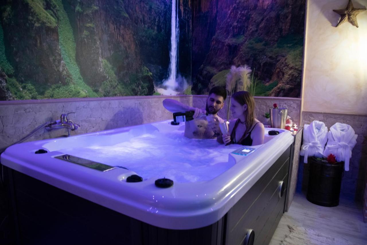 Apartamento Estrella Sauna Spa Jacuzzi Алама-де-Арагон Екстер'єр фото