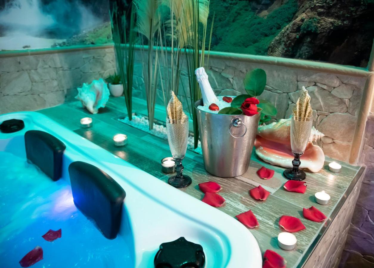 Apartamento Estrella Sauna Spa Jacuzzi Алама-де-Арагон Екстер'єр фото